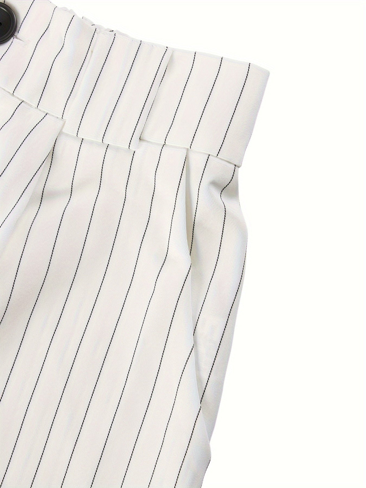 Stijlvol gestreepte zomer outfit
