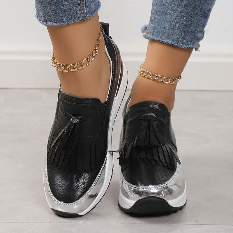 Damessneakers met flexibele zool in wit of zwart