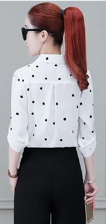 Dames chiffon blouse met knopen & omgeslagen kraag