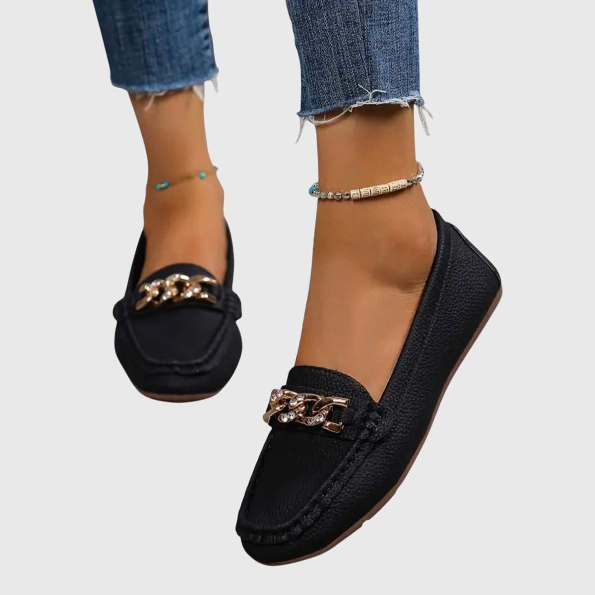 Damesloafers met goudkleurige ketting en zachte binnenzool