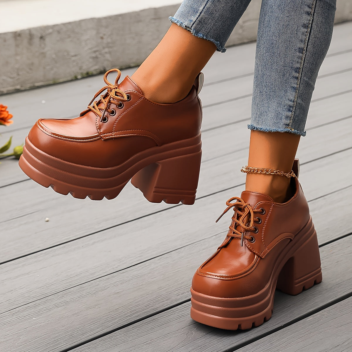 Damesplatformschoenen met veters en rubberen zool