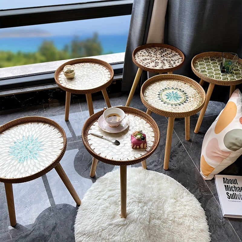 Scandinavische rotan bijzettafel
