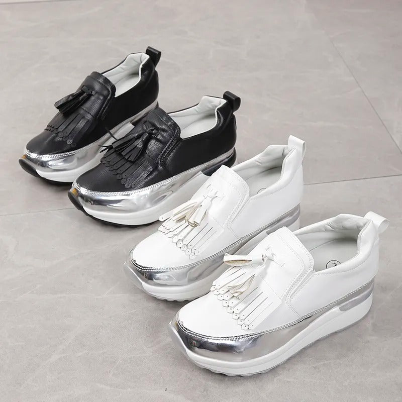 Damessneakers met flexibele zool in wit of zwart