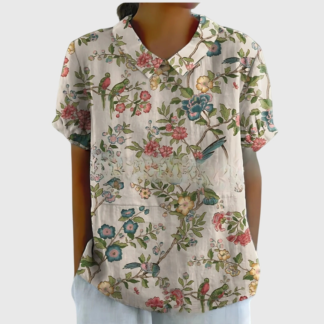 Lidwina | Lichte damesblouse met bloemenprint en korte mouwen