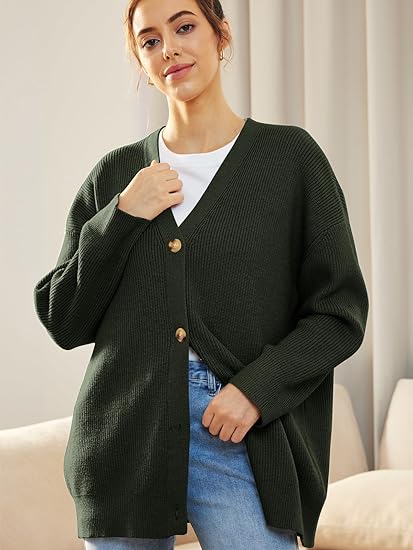 Lichtgewicht V-Hals vest met knoopsluiting