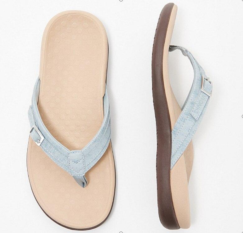 Slipper met gesp