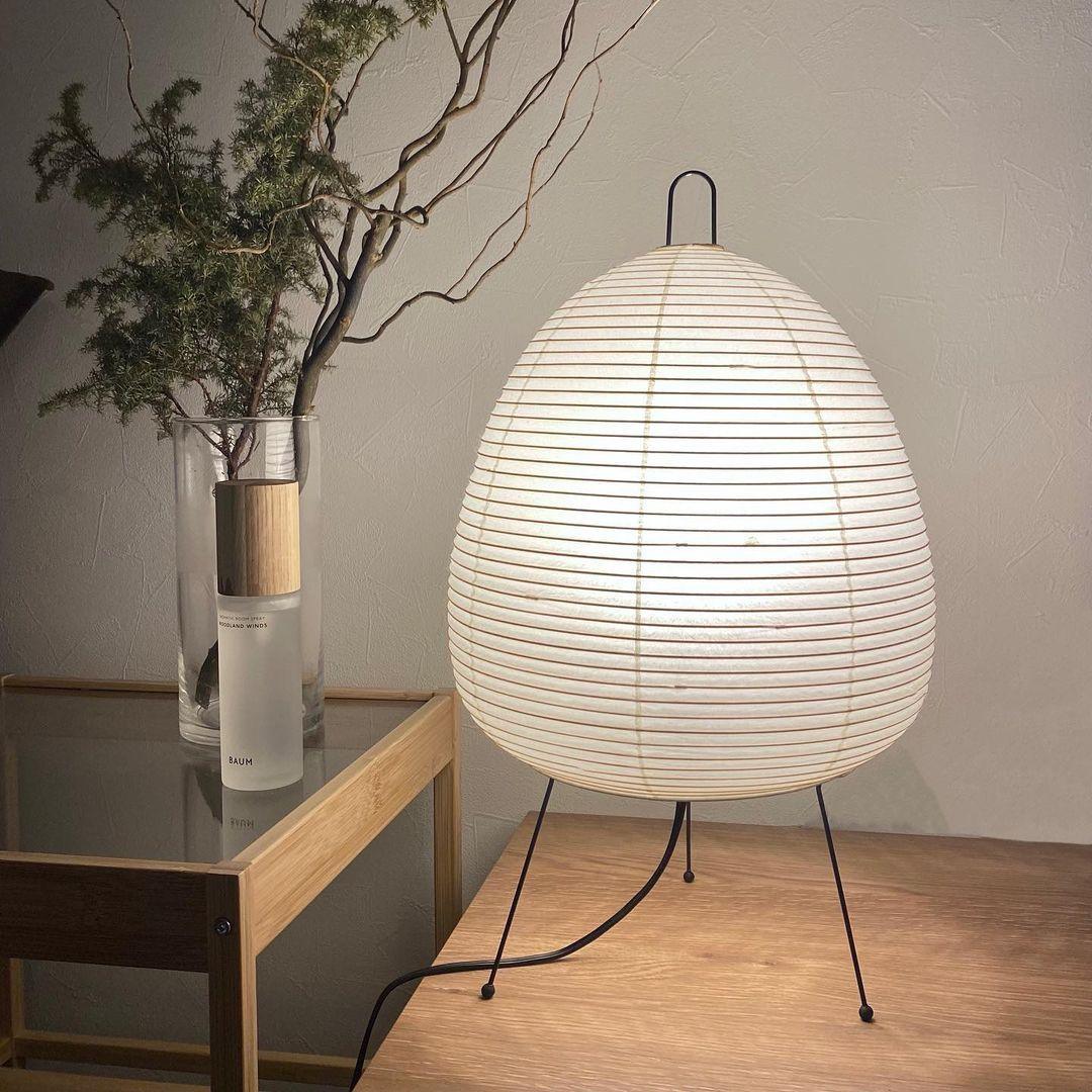 Japanse papieren tafellamp – Liva