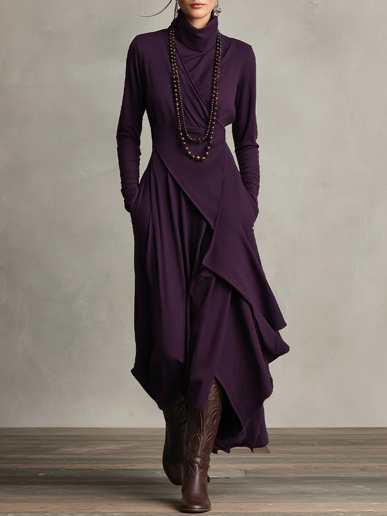 Asymmetrische maxijurk met hoge kraag
