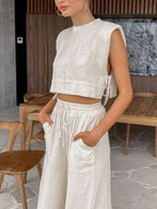 Tweedelige zomer set met crop-top en broek