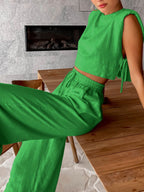 Tweedelige zomer set met crop-top en broek