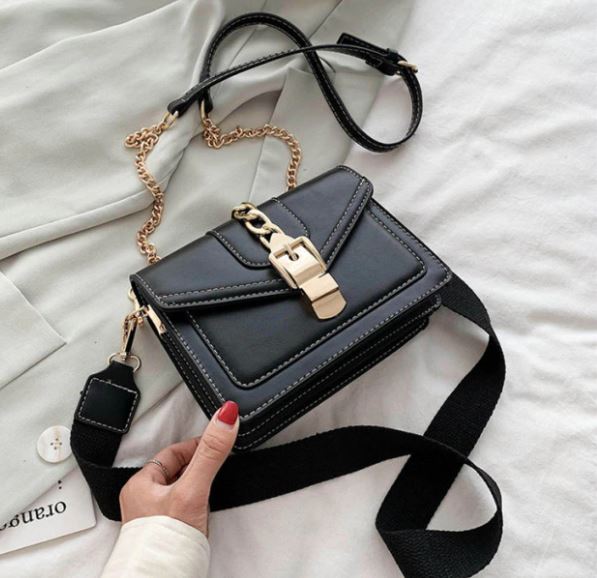 Damestas met ketting en schouderriem