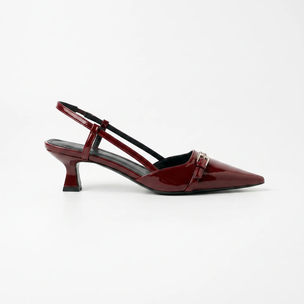 Bordeaux slingbacks met spitse neus