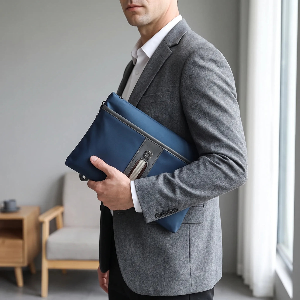 Business casual herenclutch