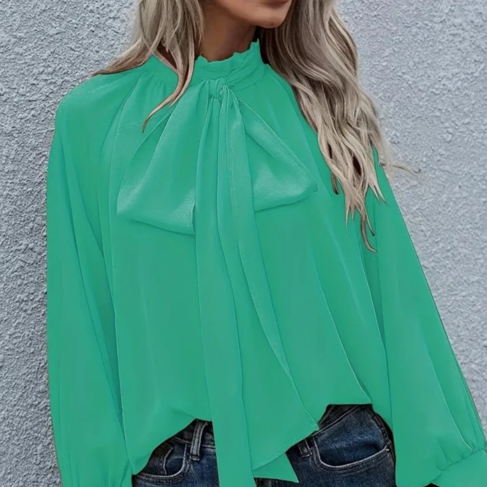 Losvallende formele damesblouse