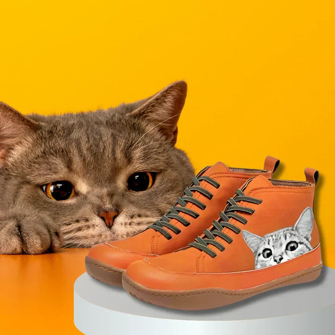 Lichte dameslaarzen met kattendetail