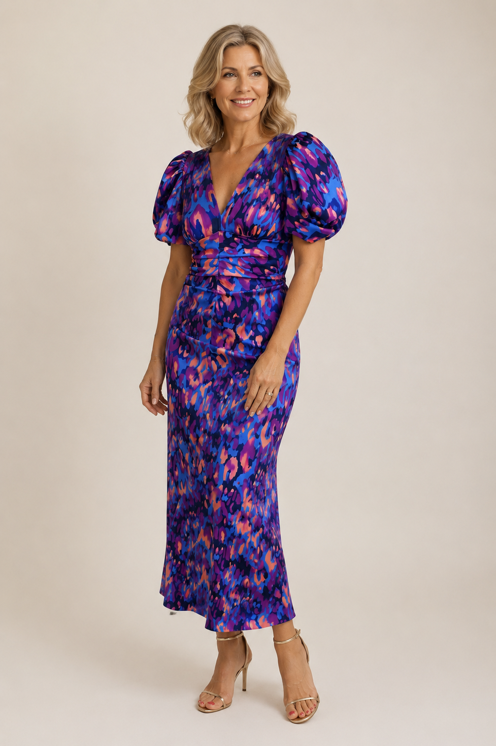 Natasha | Zomerjurk met V-hals en pofmouwen