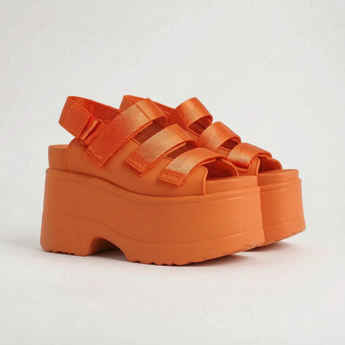 Chunky retro platformsandalen