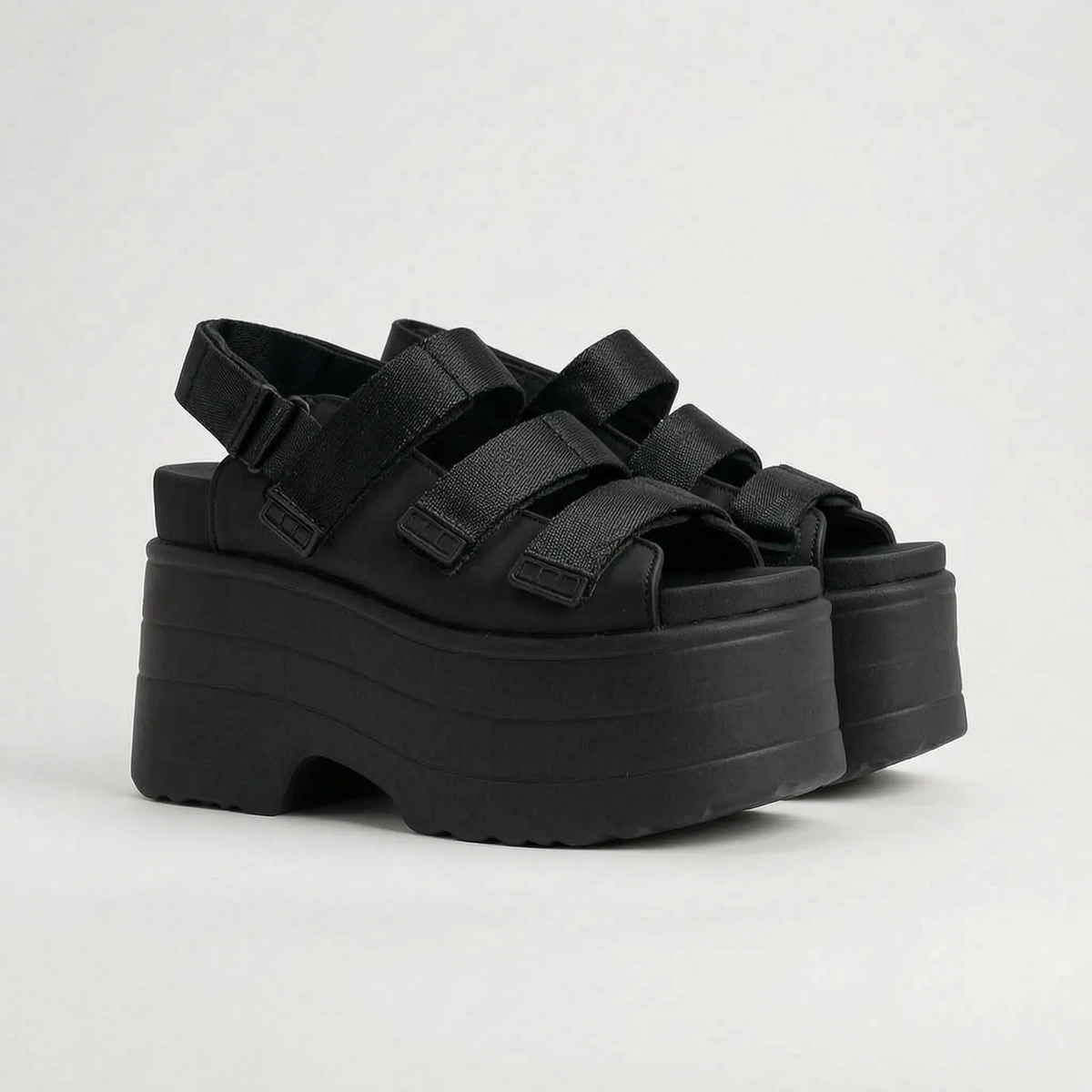 Chunky retro platformsandalen