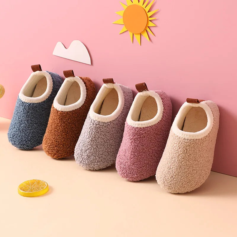 Knusse binnenslippers voor kinderen