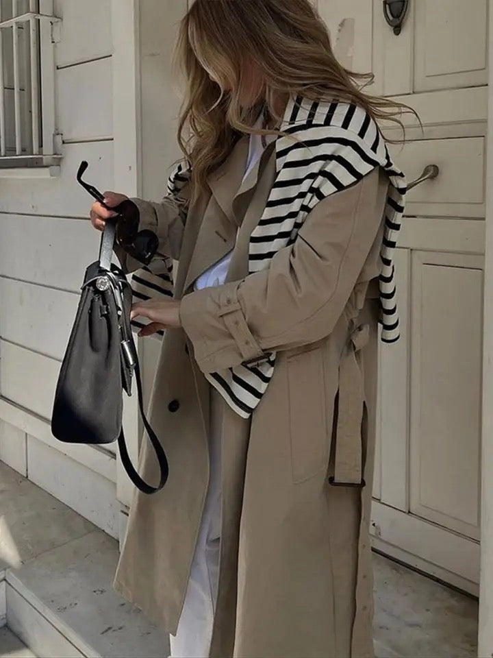 Trenchcoat Tess