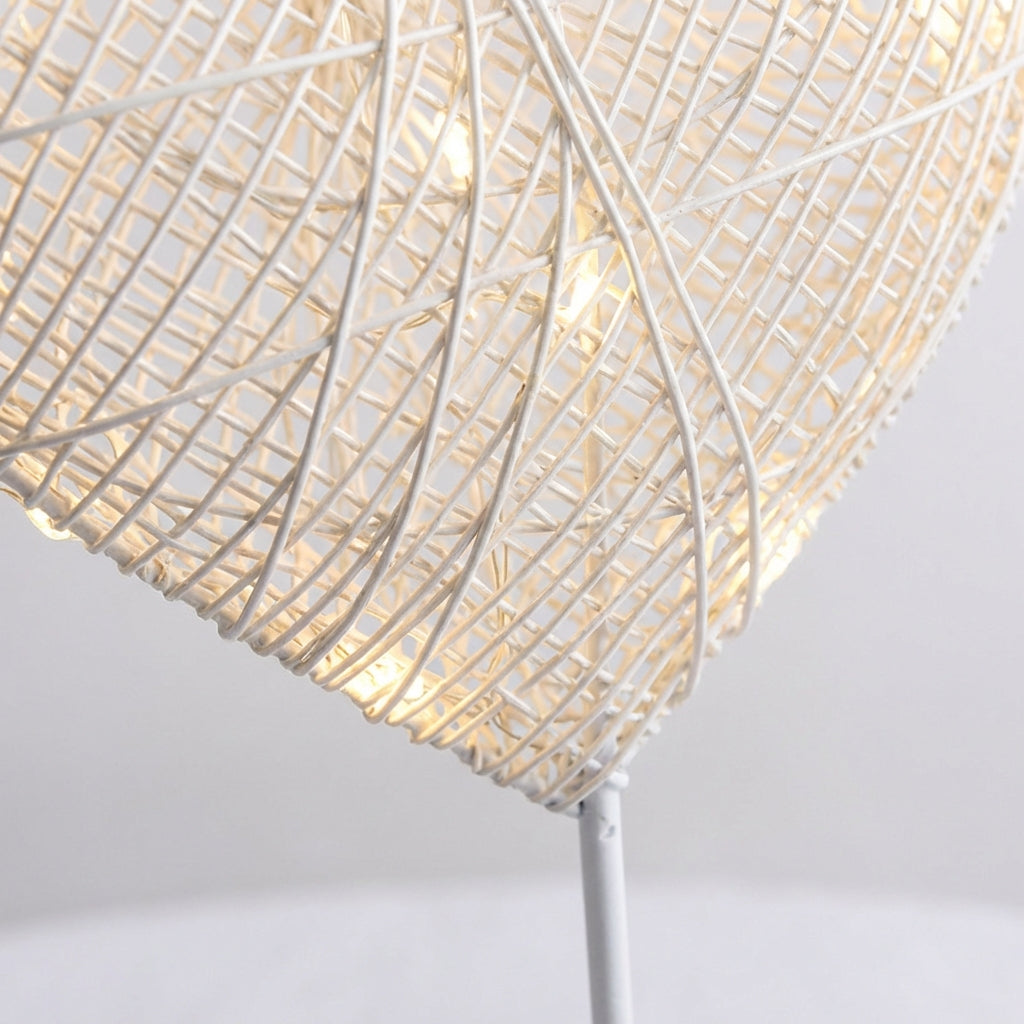 Decoratieve tafellamp – Elin