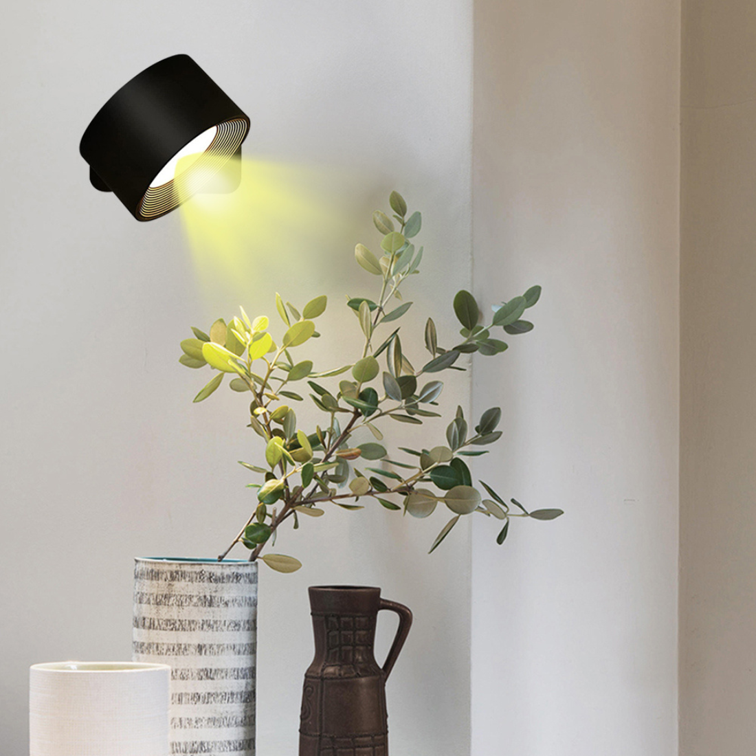 Luma360 – draadloze oplaadbare 360° muurlamp