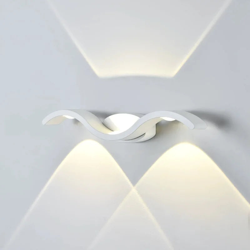 LED-wandlamp met dubbele lichtbundel