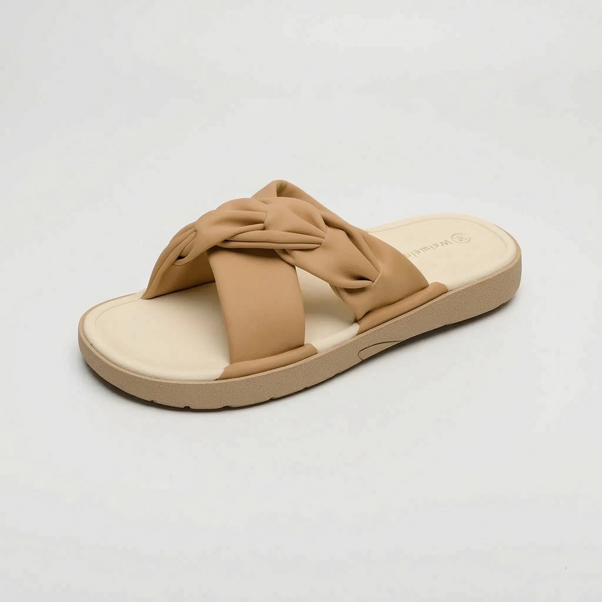Platte instapsandalen
