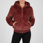 Fluffy vest met capuchon