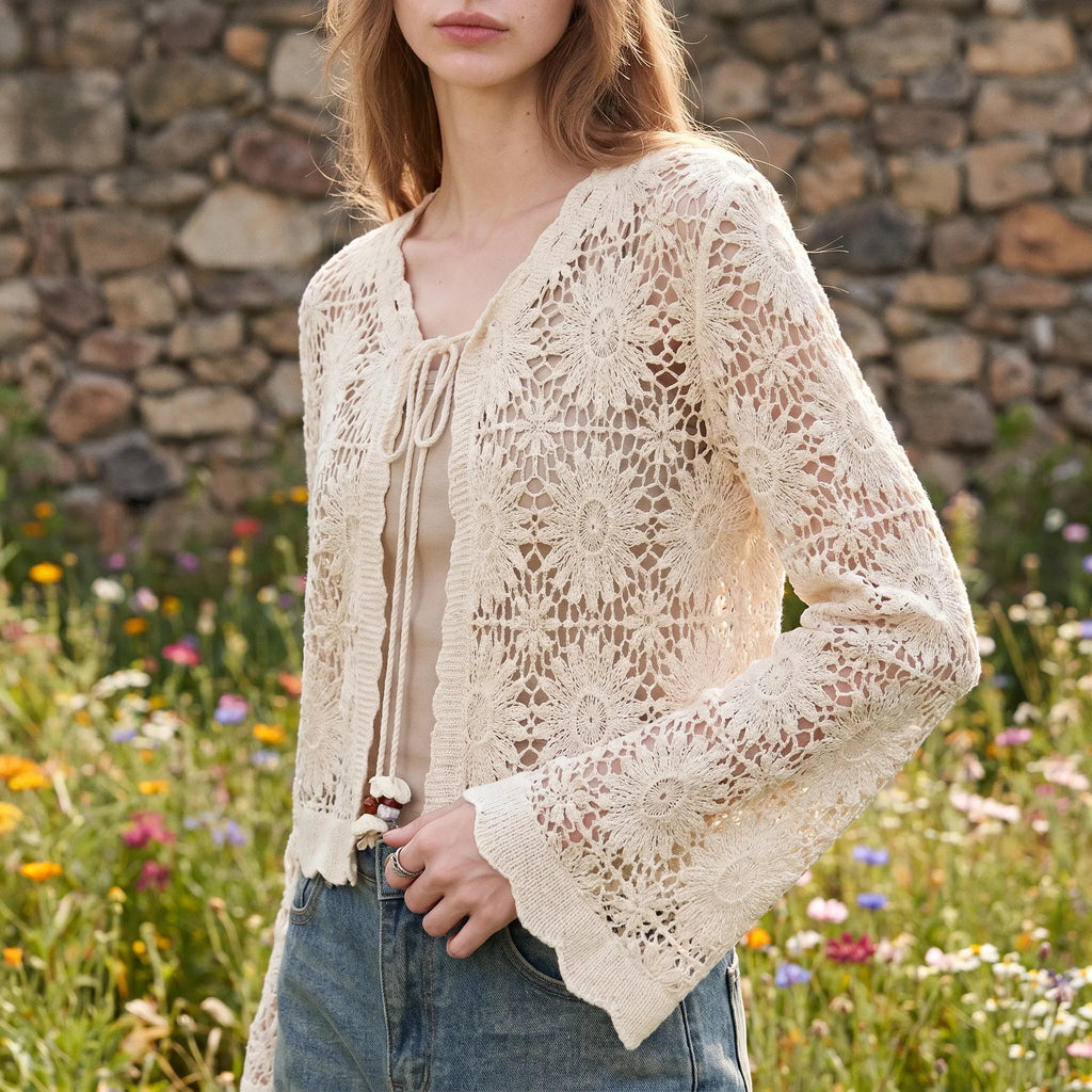 Gebreid vest met bloemen