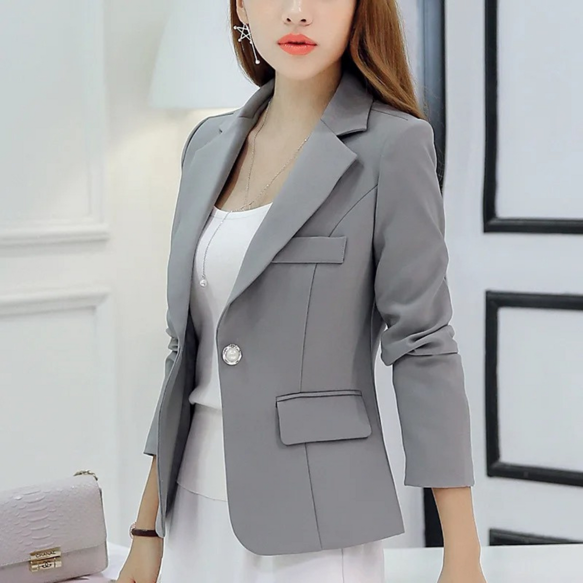Nette slanke damesblazer met zakken