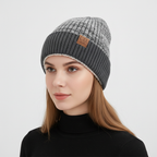 Gebreide wintermuts met omslagdoek