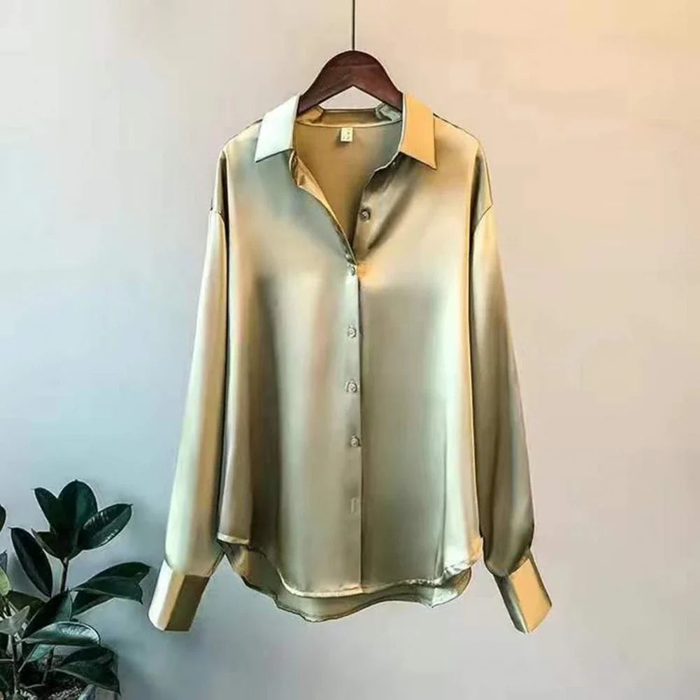 Doetje | Zijden damesblouse met extra lange mouwen