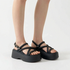 Grove platformsandalen met enkelbandjes