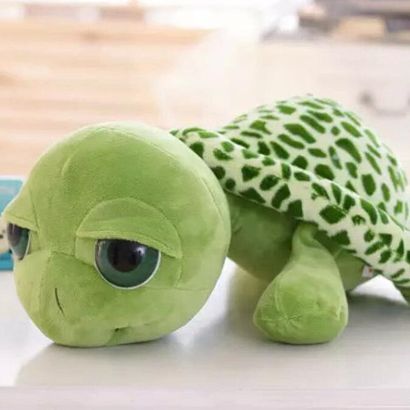 Zachte pluchen schildpadknuffel met realistisch ontwerp