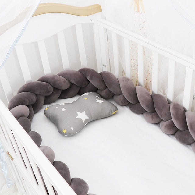 Greta gevlochten babykussen