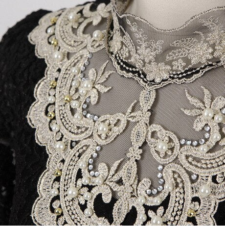 Damesblouse met herfst borduursels