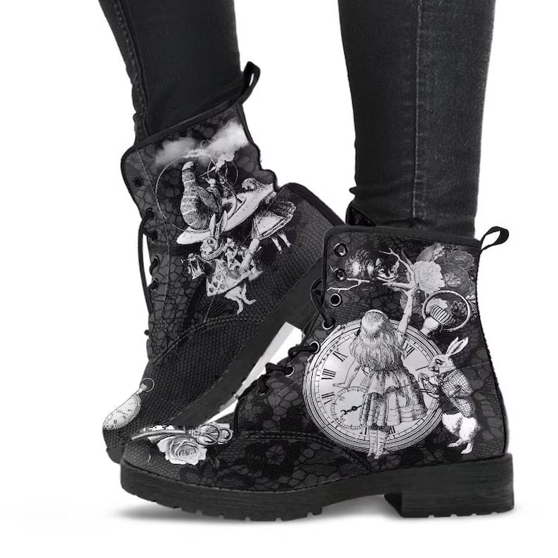 Winterschoenen met bloemen- en schedelmotief