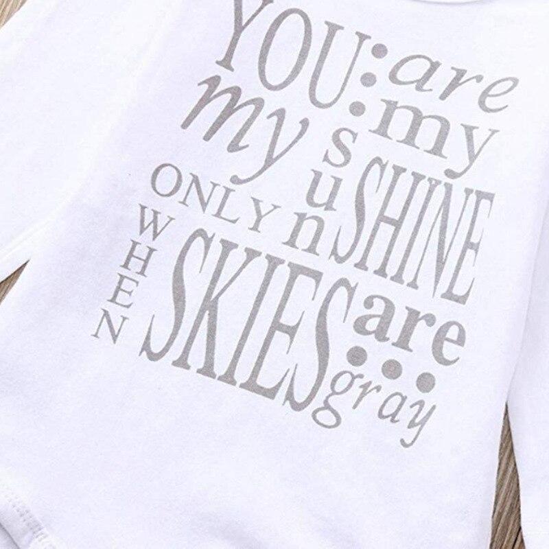 Baby-outfit met tekst & broekje met ruches – herfstmagie-set