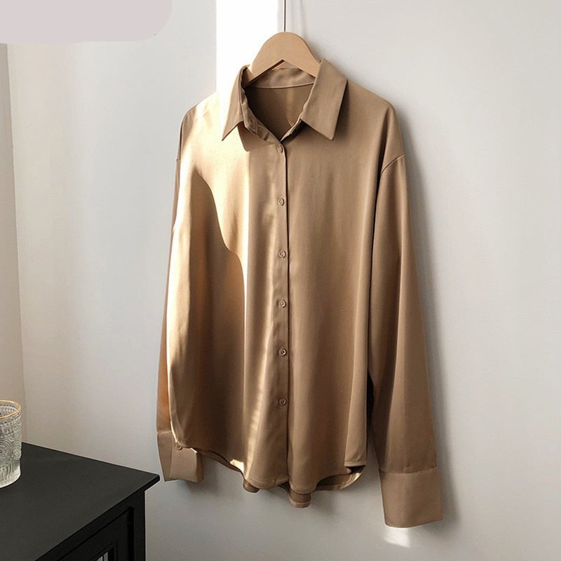 Sanna satijnen blouse