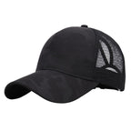 Dames baseballcap met een paardenstaartopening en klittenbandsluiting