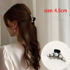 Haarclip met pareldecoratie