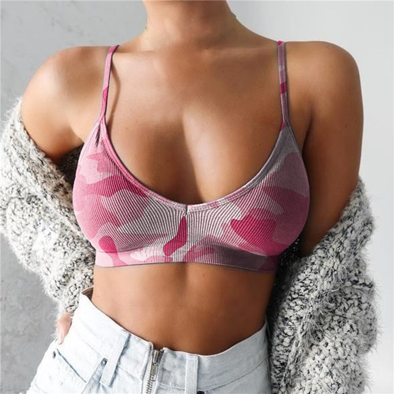 Korte damestop Coco met camouflageprint