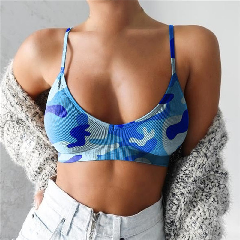 Korte damestop Coco met camouflageprint