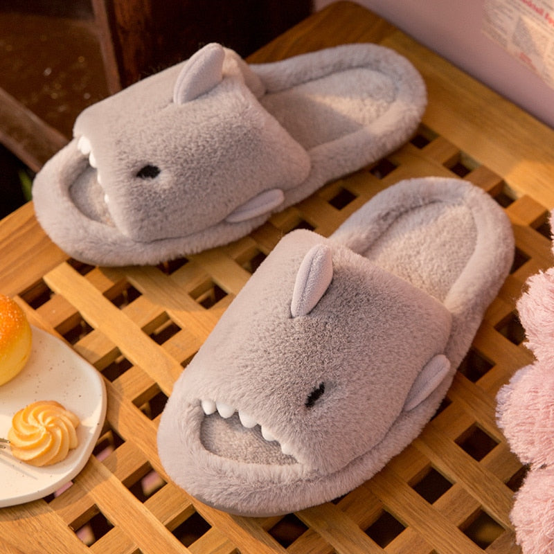 Wollen winterpantoffels met haaienmotief — afbeelding 5