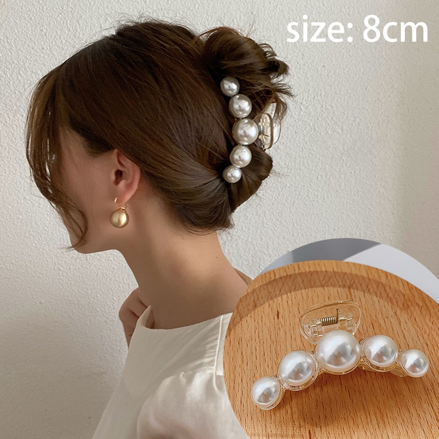 Haarclip met pareldecoratie