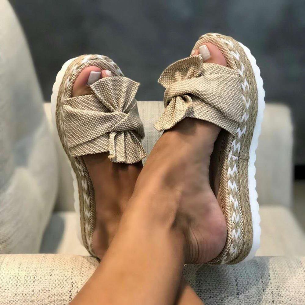 Plateausandalen met knoopdetail