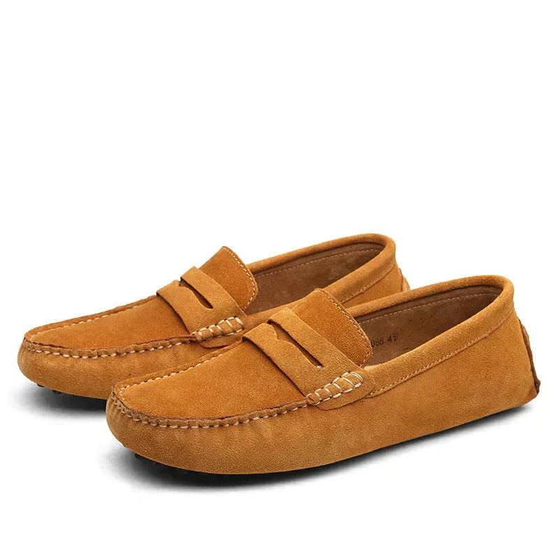 Italiaanse suède loafers