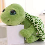 Zachte pluchen schildpadknuffel met realistisch ontwerp