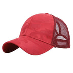 Dames baseballcap met een paardenstaartopening en klittenbandsluiting